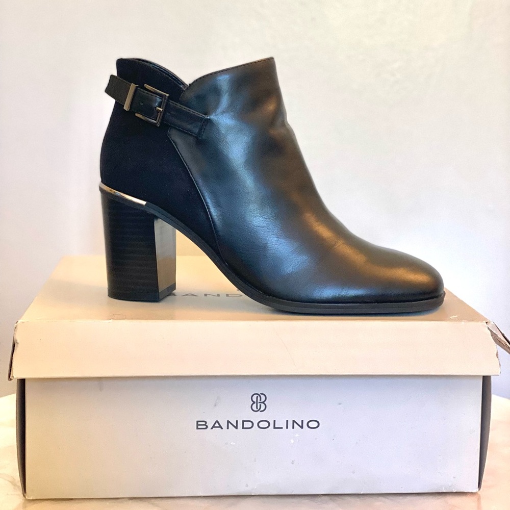 Bandolino Orelia Boot in Black Leather. Size 6. Heel height approx. 2.75 inches.